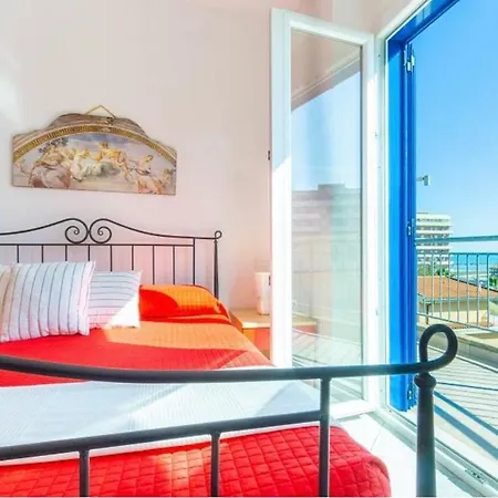 Punta Est A Due Passi Dal Mare Apartment *