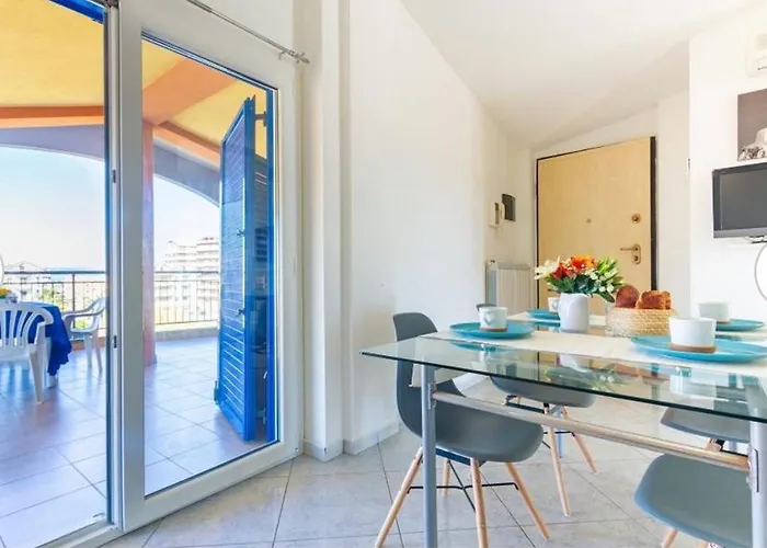 Punta Est A Due Passi Dal Mare